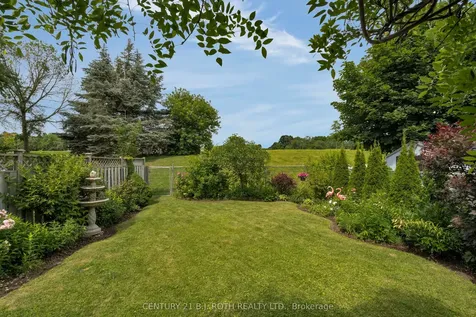 108 Garden Drive Barrie ON L4N 5K2