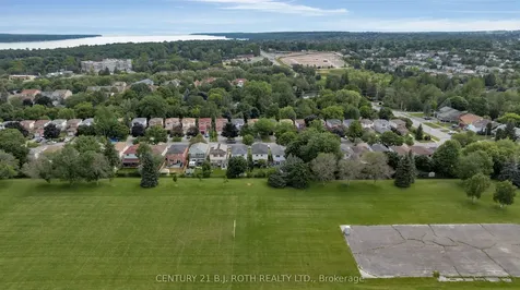 108 Garden Drive Barrie ON L4N 5K2