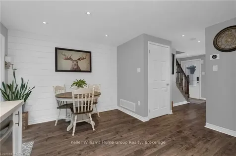 38 Kenwell Crescent Barrie ON L4N 0Z6