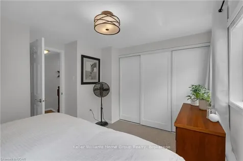 38 Kenwell Crescent Barrie ON L4N 0Z6