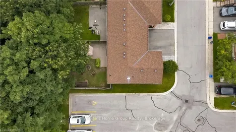 38 Kenwell Crescent Barrie ON L4N 0Z6