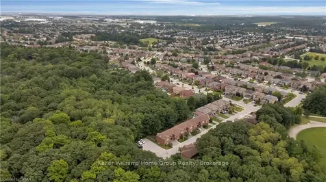 38 Kenwell Crescent Barrie ON L4N 0Z6