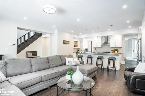 311 Cedar Street Collingwood ON L9Y 3B2