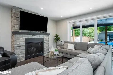 311 Cedar Street Collingwood ON L9Y 3B2