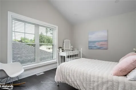 311 Cedar Street Collingwood ON L9Y 3B2
