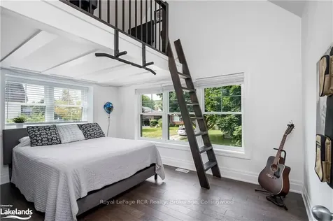 311 Cedar Street Collingwood ON L9Y 3B2