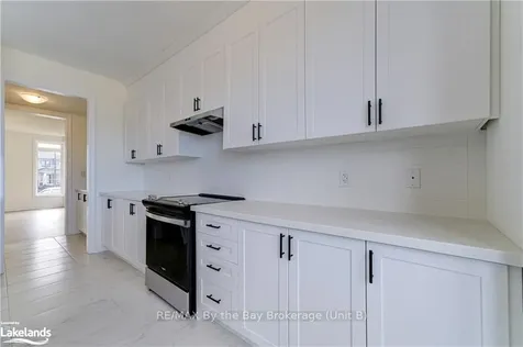 9 Del Ray Crescent Wasaga Beach ON L9Z 0N7