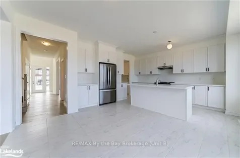 9 Del Ray Crescent Wasaga Beach ON L9Z 0N7