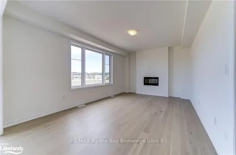 9 Del Ray Crescent Wasaga Beach ON L9Z 0N7