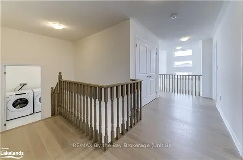 9 Del Ray Crescent Wasaga Beach ON L9Z 0N7