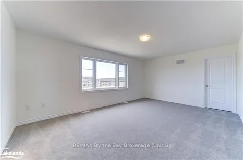 9 Del Ray Crescent Wasaga Beach ON L9Z 0N7