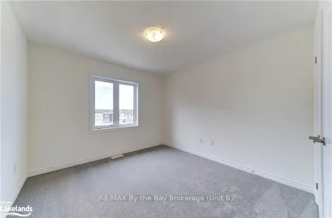 9 Del Ray Crescent Wasaga Beach ON L9Z 0N7