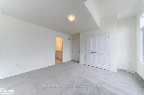 9 Del Ray Crescent Wasaga Beach ON L9Z 0N7