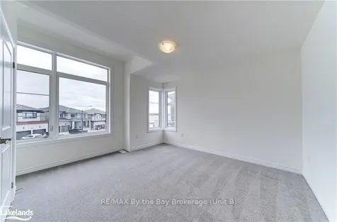 9 Del Ray Crescent Wasaga Beach ON L9Z 0N7