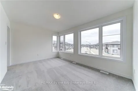 9 Del Ray Crescent Wasaga Beach ON L9Z 0N7
