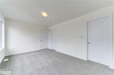 9 Del Ray Crescent Wasaga Beach ON L9Z 0N7