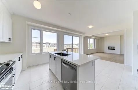 9 Del Ray Crescent Wasaga Beach ON L9Z 0N7