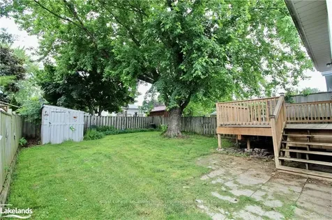 21 Courtice Crescent Collingwood ON L9Y 4N7