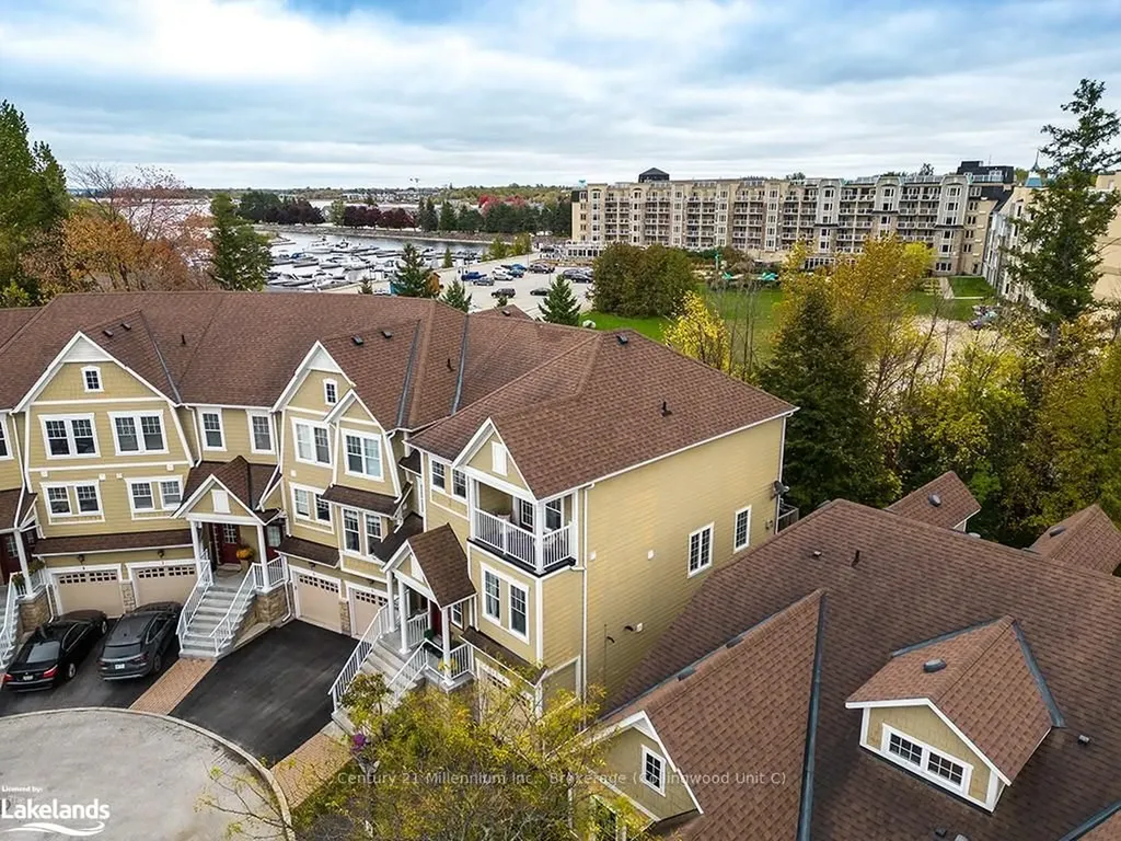 4 Boardwalk Avenue Collingwood ON L9Y 0B3