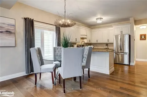 4 Boardwalk Avenue Collingwood ON L9Y 0B3