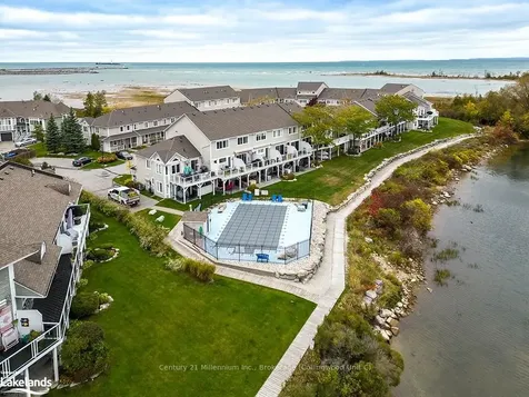 4 Boardwalk Avenue Collingwood ON L9Y 0B3