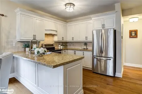 4 Boardwalk Avenue Collingwood ON L9Y 0B3