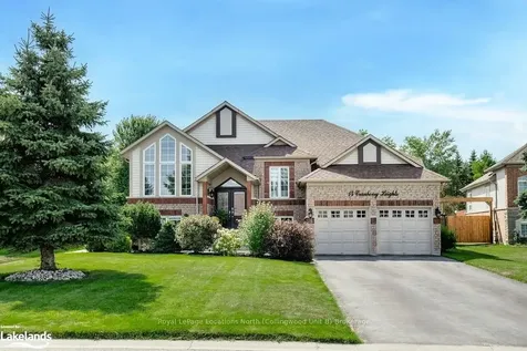 14 Cranberry Heights Wasaga Beach ON L9Z 1M9