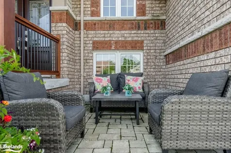 14 Cranberry Heights Wasaga Beach ON L9Z 1M9