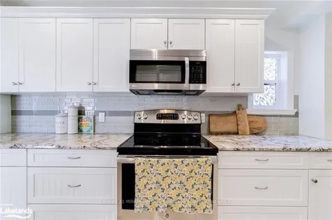 52 Seventh Street Collingwood ON L9Y 2A7