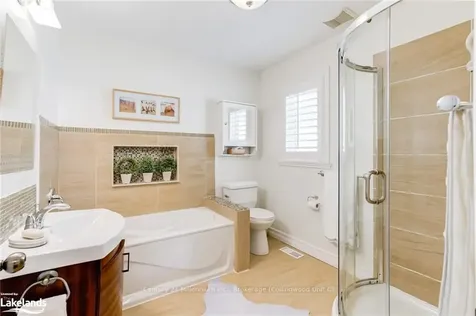 52 Seventh Street Collingwood ON L9Y 2A7