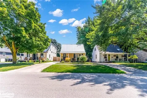 52 Seventh Street Collingwood ON L9Y 2A7