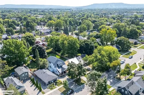 52 Seventh Street Collingwood ON L9Y 2A7