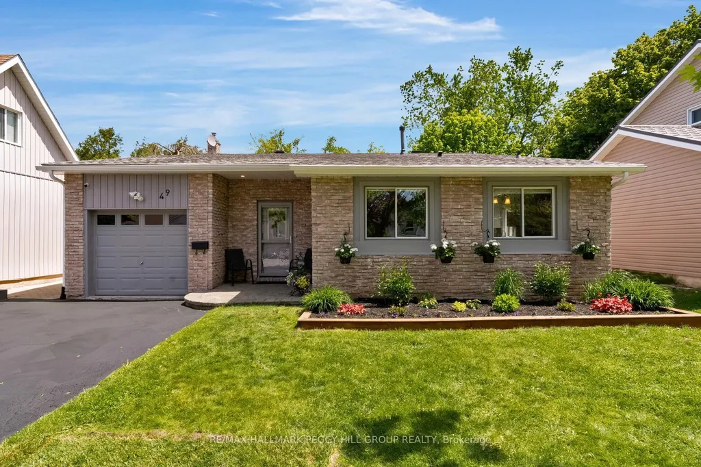 49 Noam Drive Barrie ON L4N 4N4