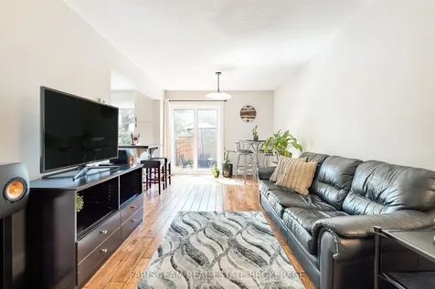 165 Kozlov Street Barrie ON L4N 7M7