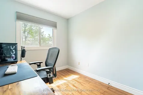 165 Kozlov Street Barrie ON L4N 7M7