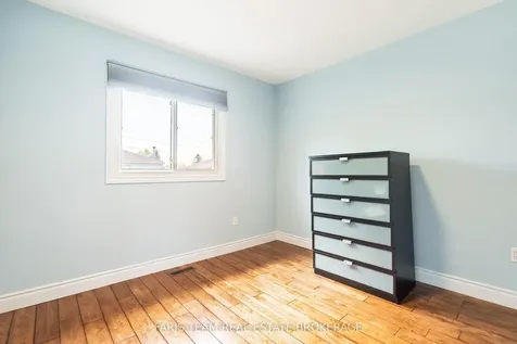 165 Kozlov Street Barrie ON L4N 7M7