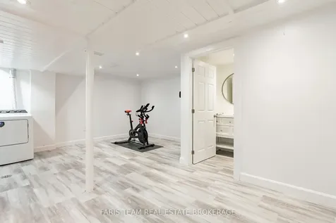 165 Kozlov Street Barrie ON L4N 7M7