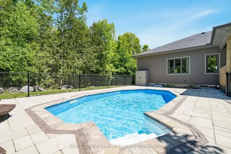 44 Bachly Avenue Oro-medonte ON L0K 1N0