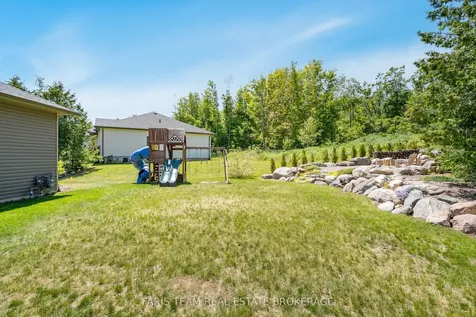 44 Bachly Avenue Oro-medonte ON L0K 1N0