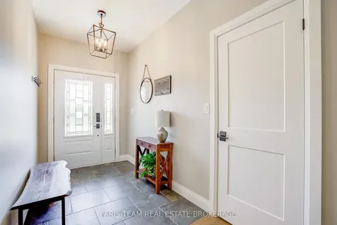44 Bachly Avenue Oro-medonte ON L0K 1N0