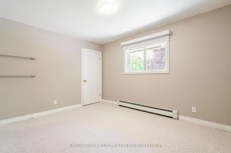 19 Maplegate Road Tiny ON L0L 2T0
