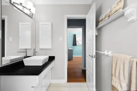 27 Ottaway Avenue Barrie ON L4M 2W6