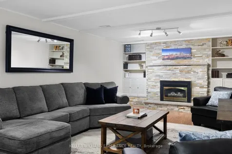 27 Ottaway Avenue Barrie ON L4M 2W6
