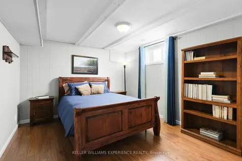 27 Ottaway Avenue Barrie ON L4M 2W6