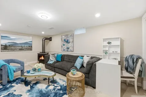 23 Gosney Crescent Barrie ON L4N 6T6