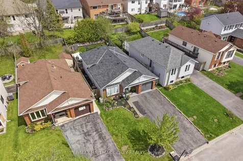 23 Gosney Crescent Barrie ON L4N 6T6