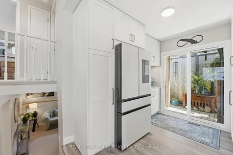 23 Gosney Crescent Barrie ON L4N 6T6