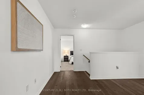 21 Brown Bear Street Barrie ON L9J 0H7