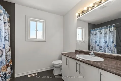 21 Brown Bear Street Barrie ON L9J 0H7