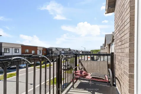 21 Brown Bear Street Barrie ON L9J 0H7